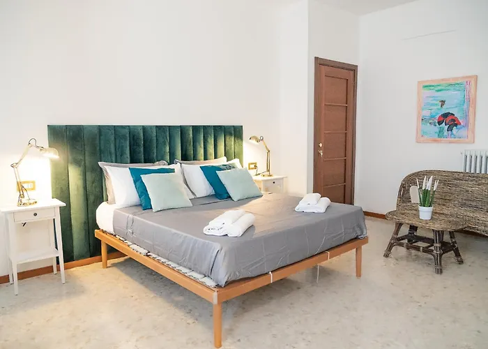 Center - Locazioni Turistiche - *